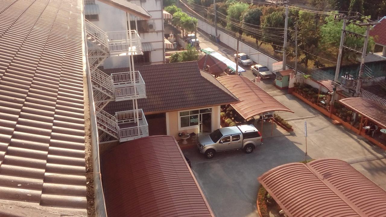 Baan Aranya Apartment Чиангмай Екстериор снимка