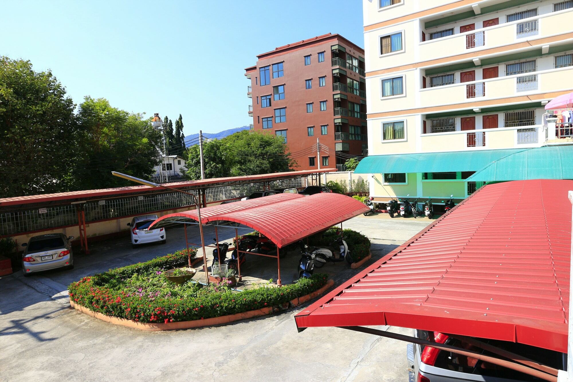 Baan Aranya Apartment Чиангмай Екстериор снимка